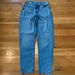 American Eagle straight leg mom jean size 0 regular gently used